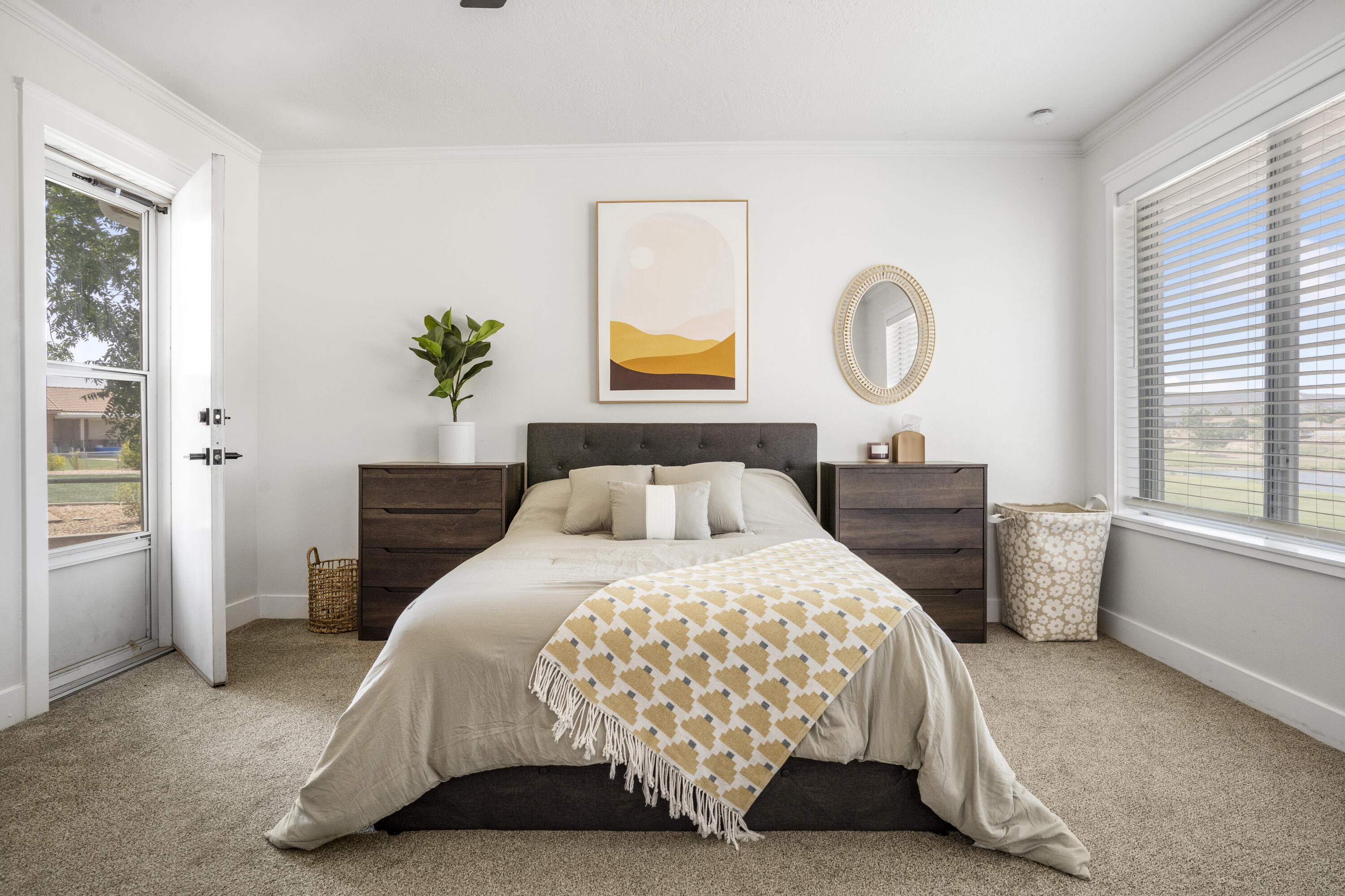 BLOOMINGTON HILLS - Residential