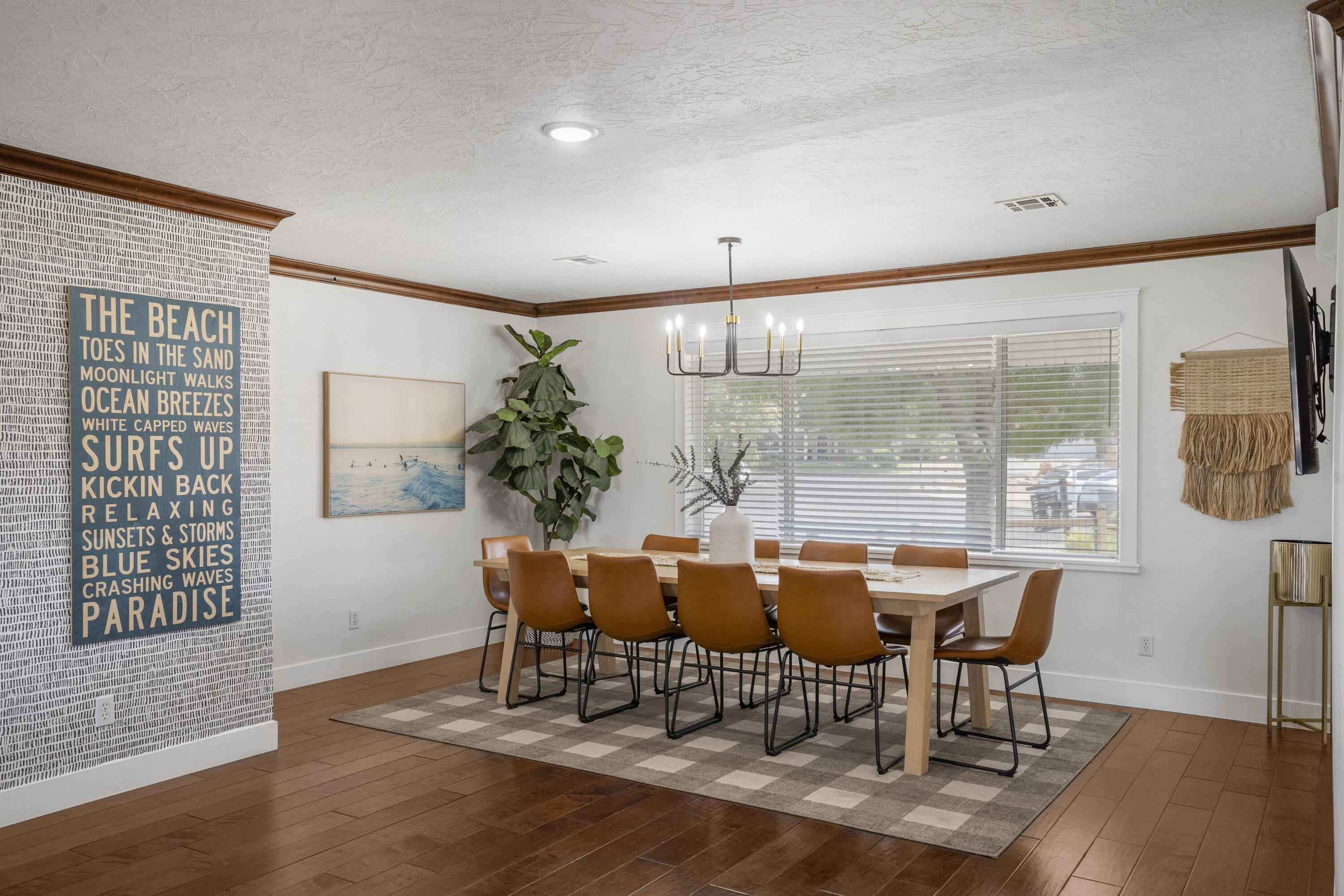 BLOOMINGTON HILLS - Residential