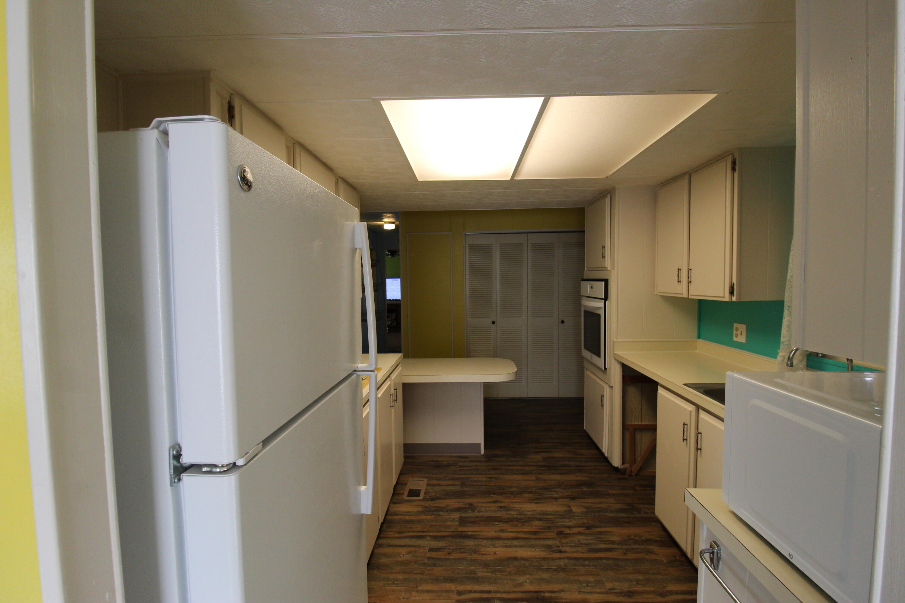 ORAL D & MINNIE E STOWELL - Residential