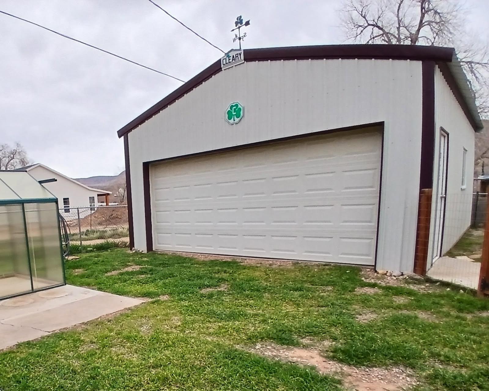 ORAL D & MINNIE E STOWELL - Residential