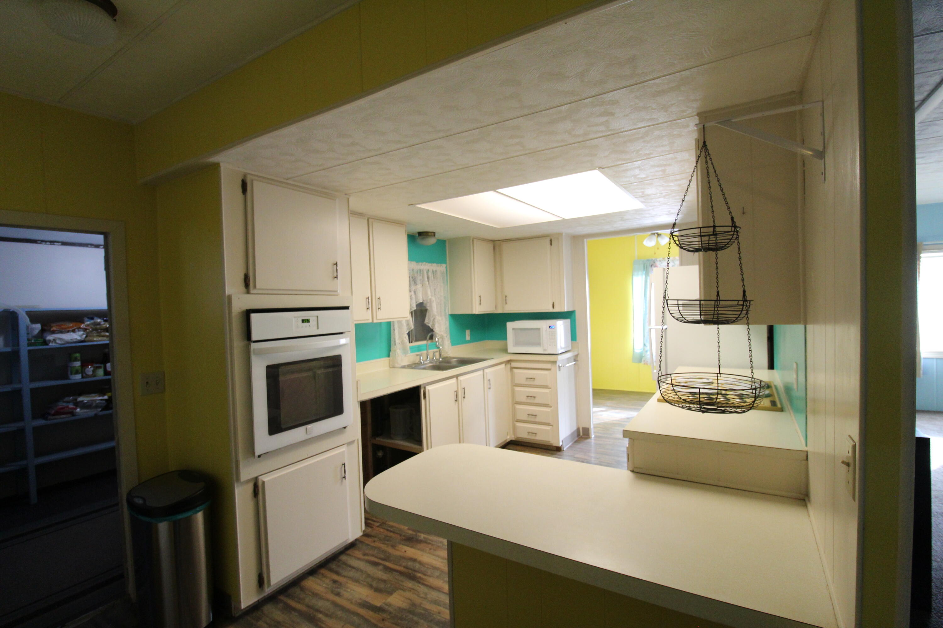 ORAL D & MINNIE E STOWELL - Residential