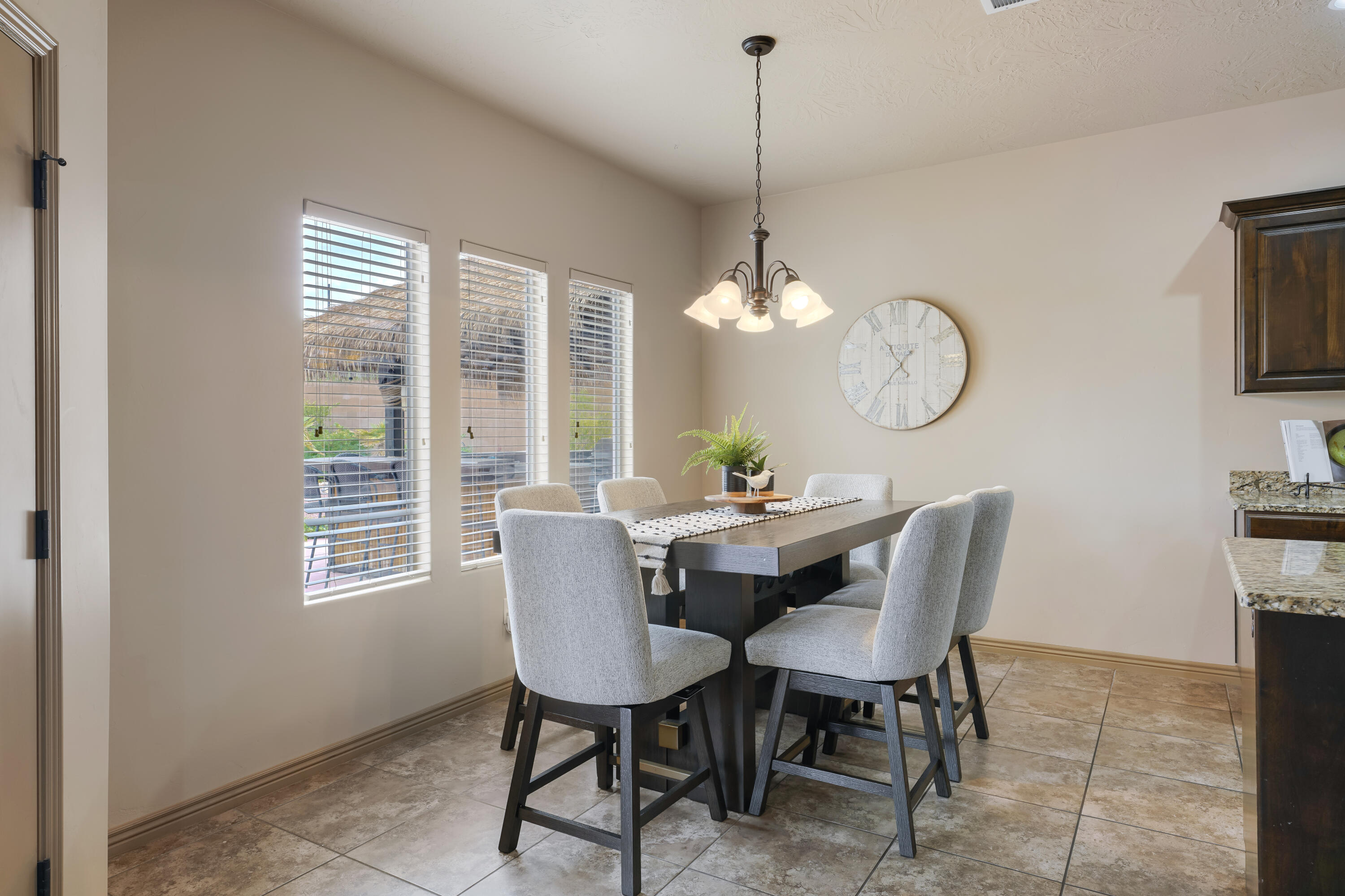 SUN VALLEY ESTATES - Residential