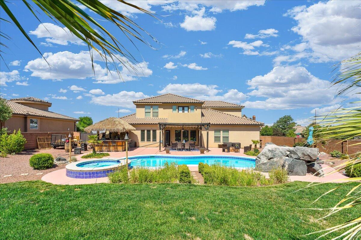 SUN VALLEY ESTATES - Residential