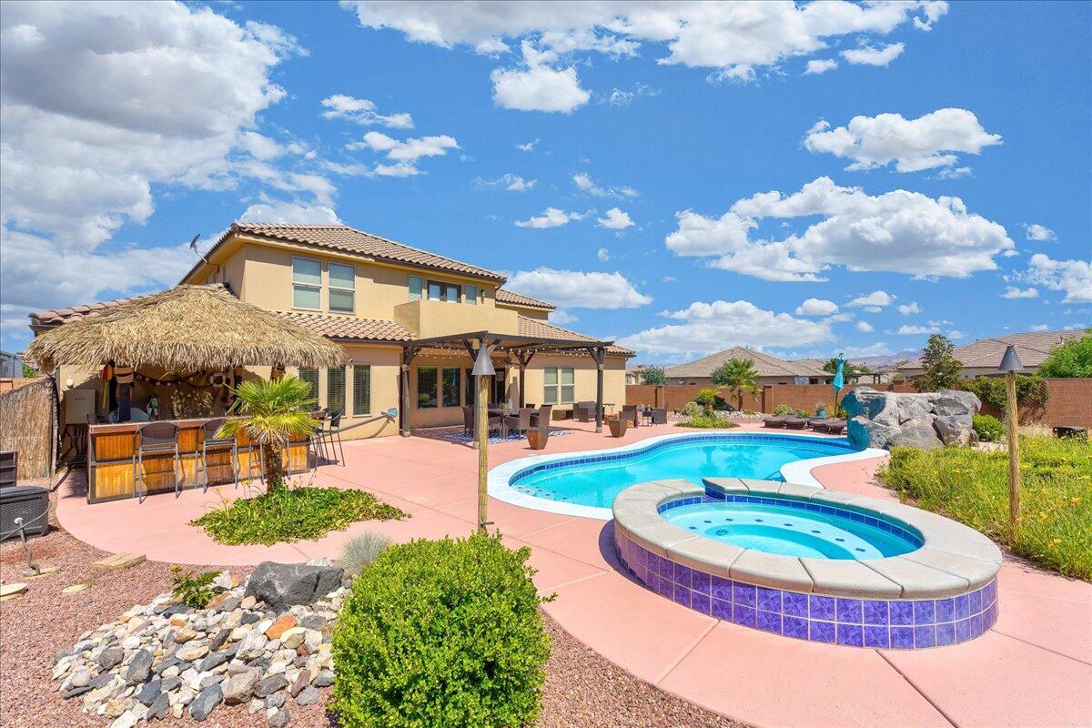 SUN VALLEY ESTATES - Residential