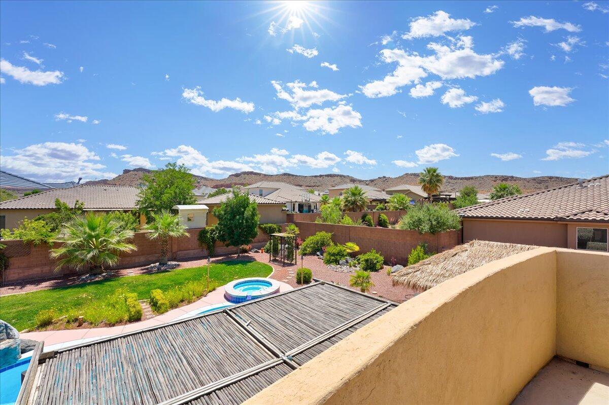 SUN VALLEY ESTATES - Residential