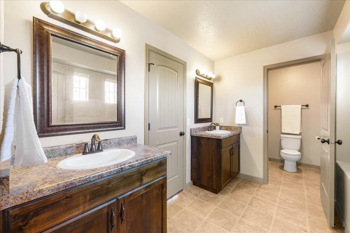 SUN VALLEY ESTATES - Residential