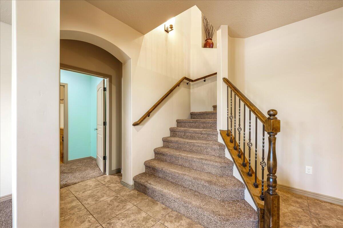 SUN VALLEY ESTATES - Residential