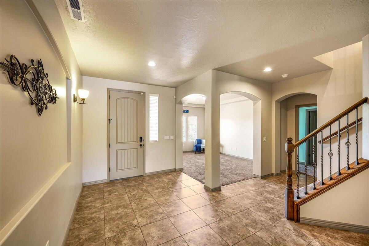 SUN VALLEY ESTATES - Residential