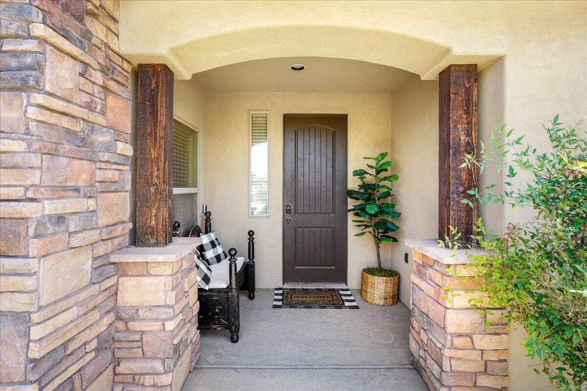 SUN VALLEY ESTATES - Residential