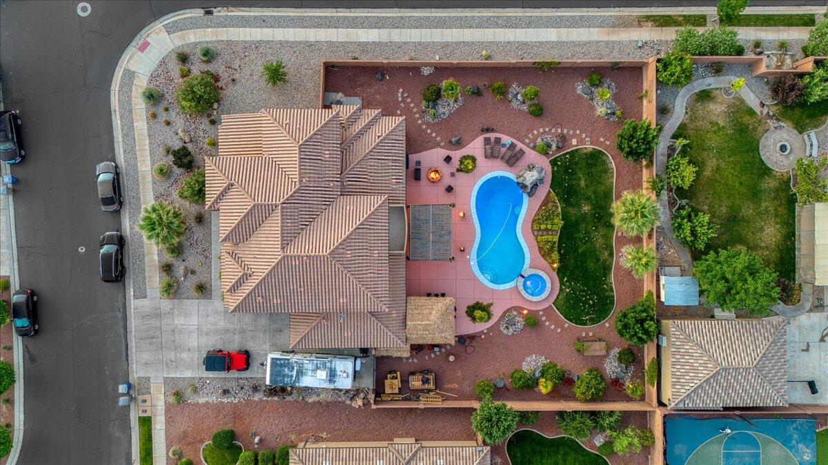 SUN VALLEY ESTATES - Residential