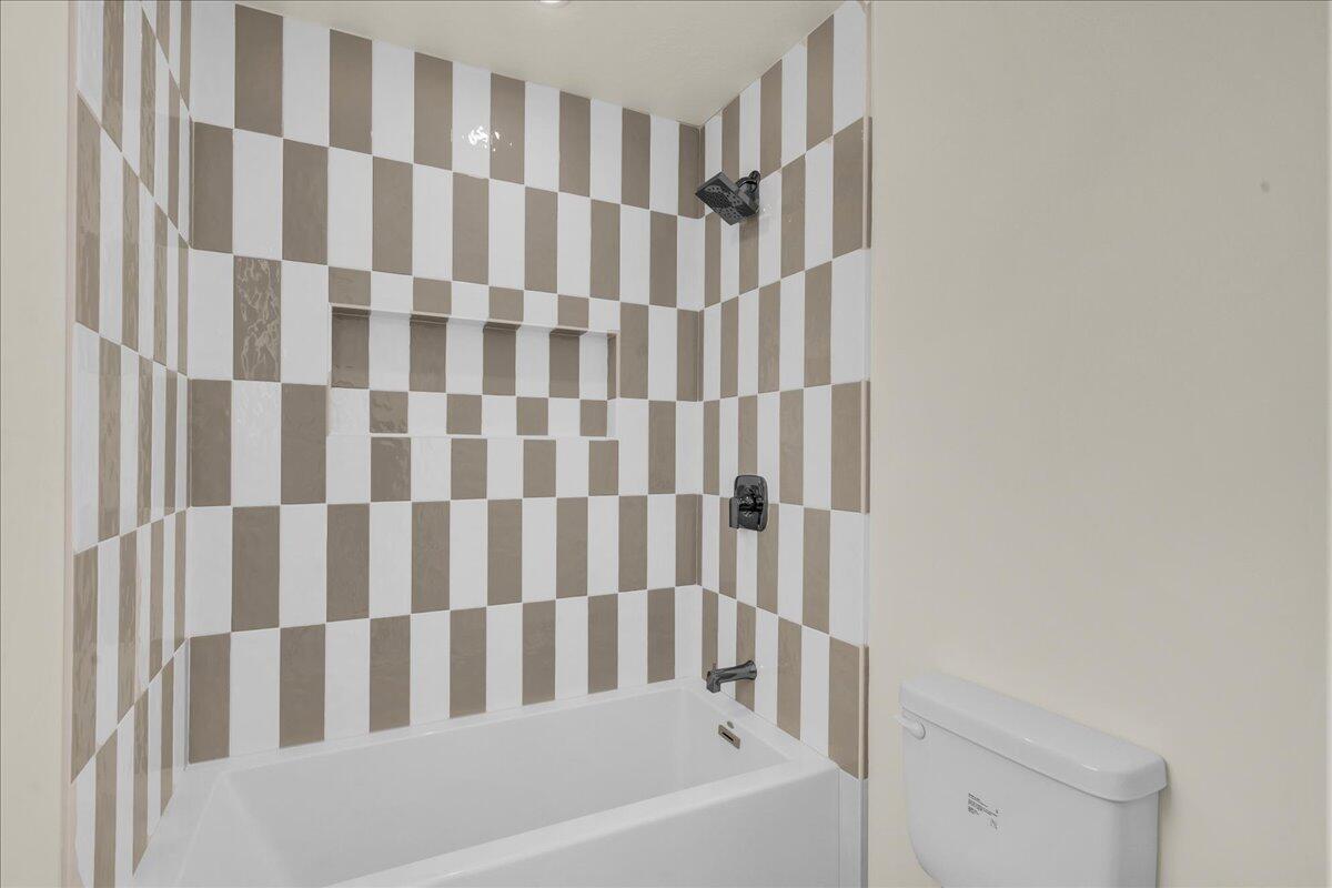 ESTATES AT BURKE SPRINGS - Residential