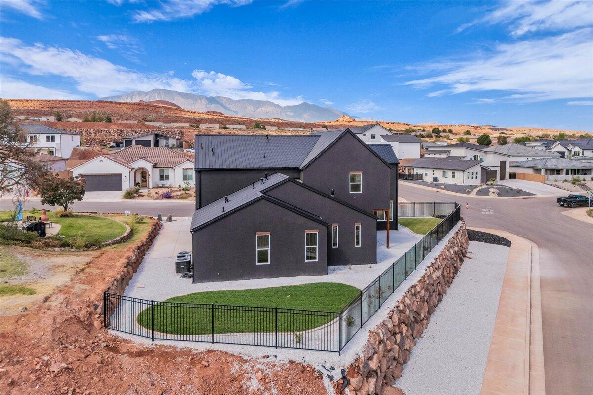 ESTATES AT BURKE SPRINGS - Residential