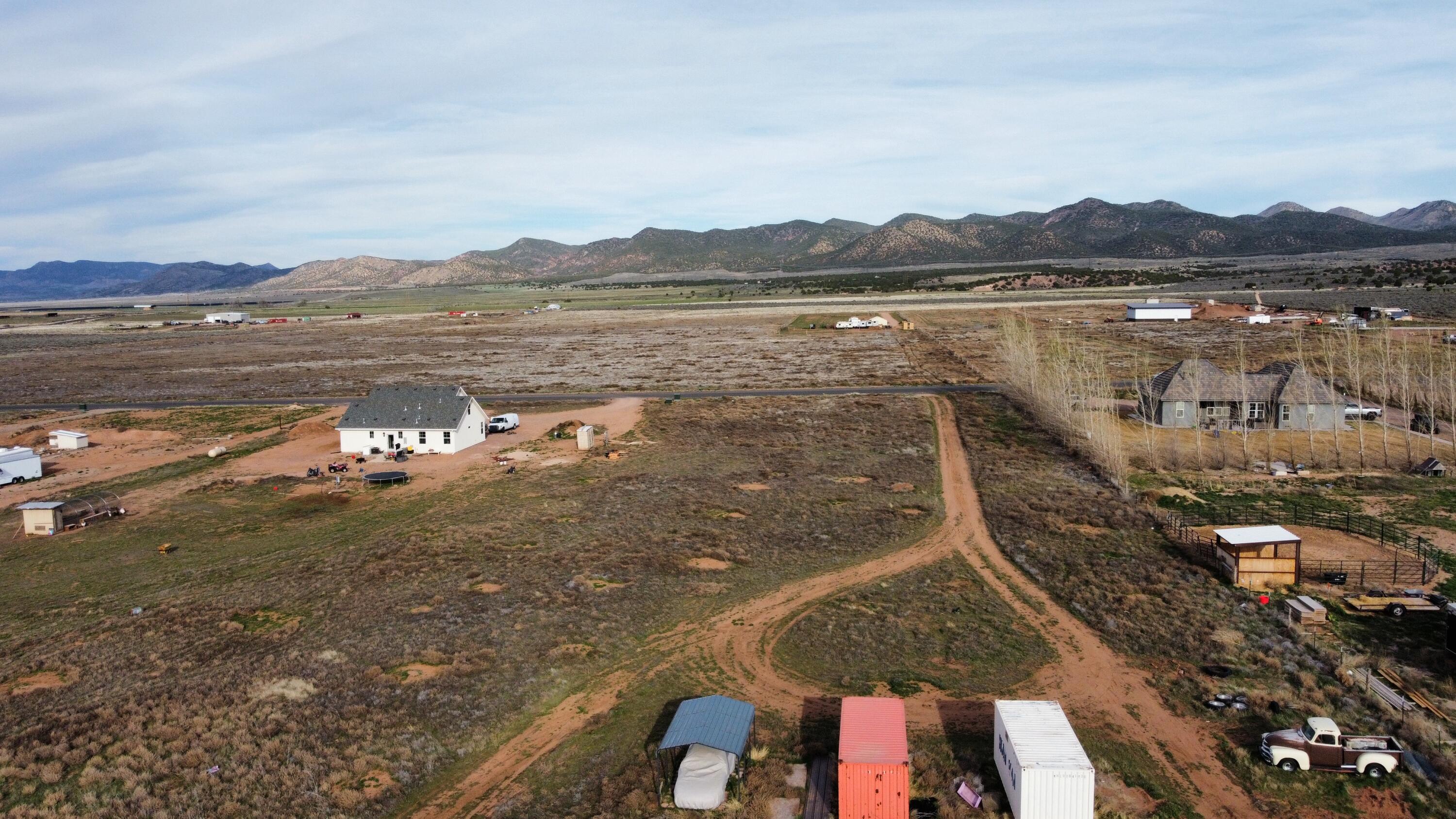 ENTERPRISE RANCHOS - Land