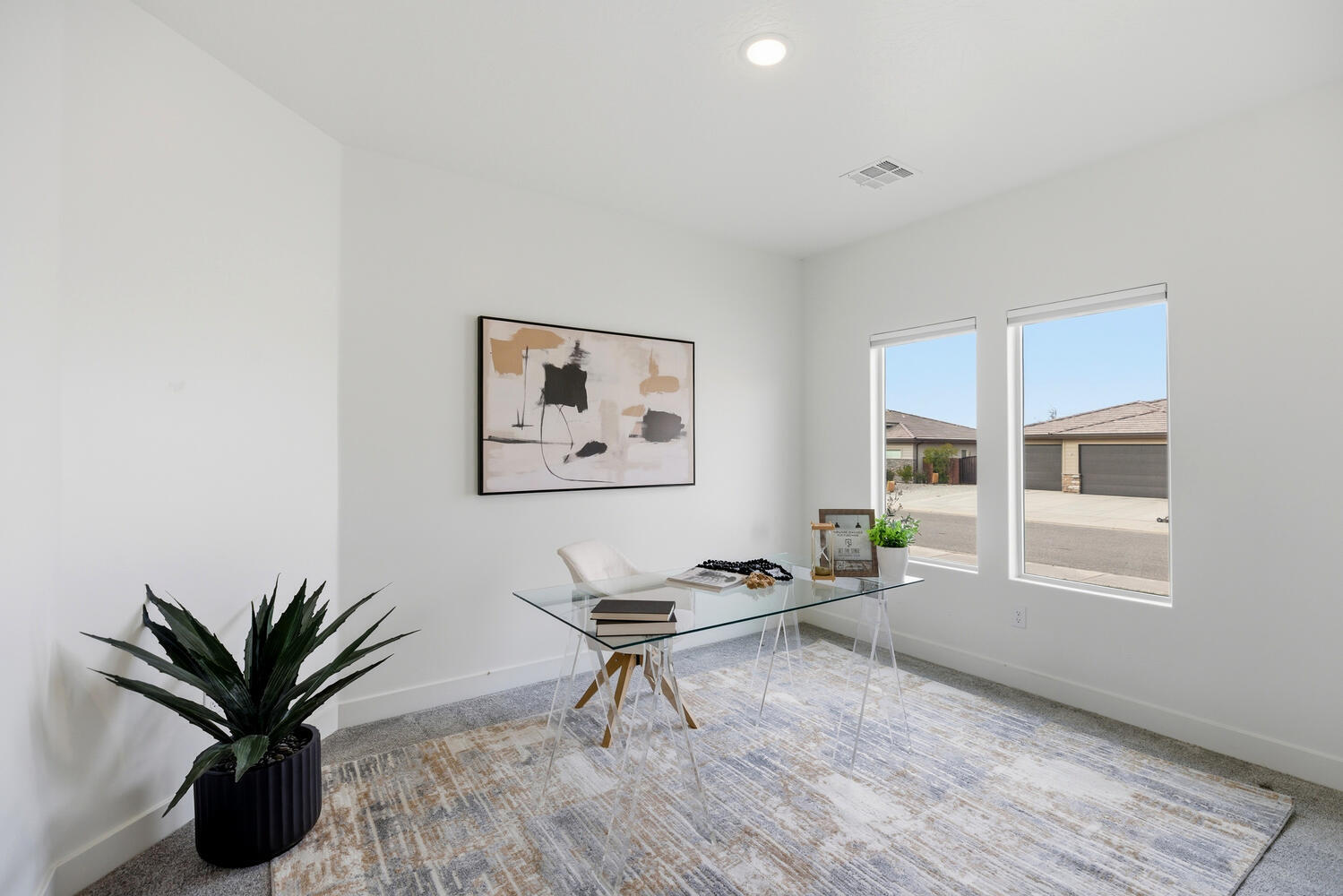 DESERT COVE - Residential