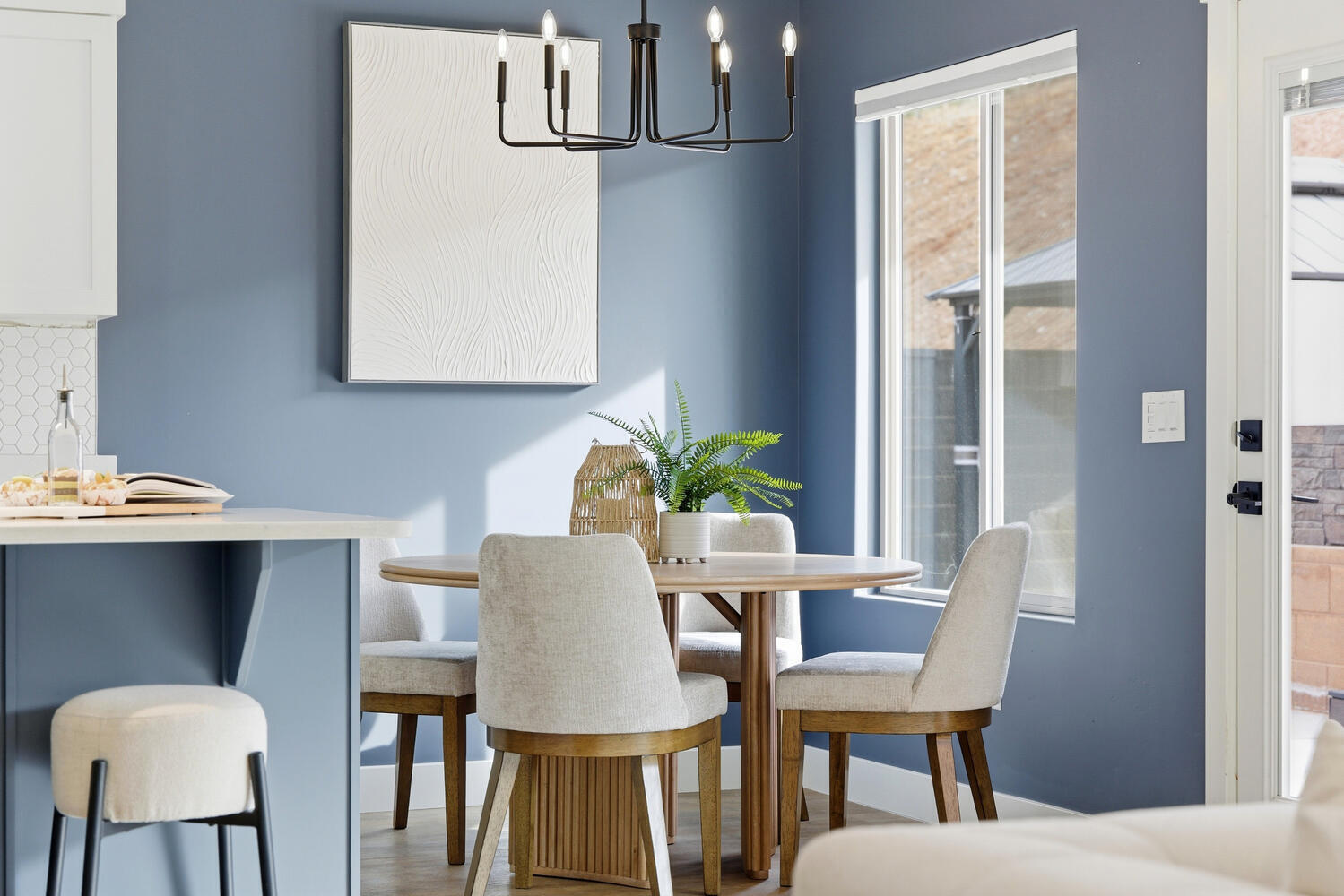 DESERT COVE - Residential