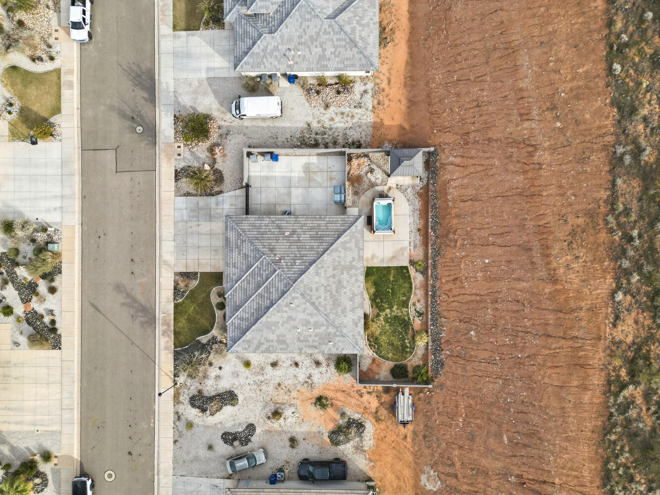 DESERT COVE - Residential