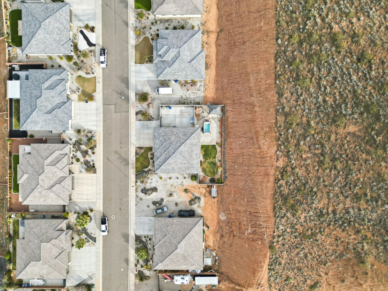 DESERT COVE - Residential