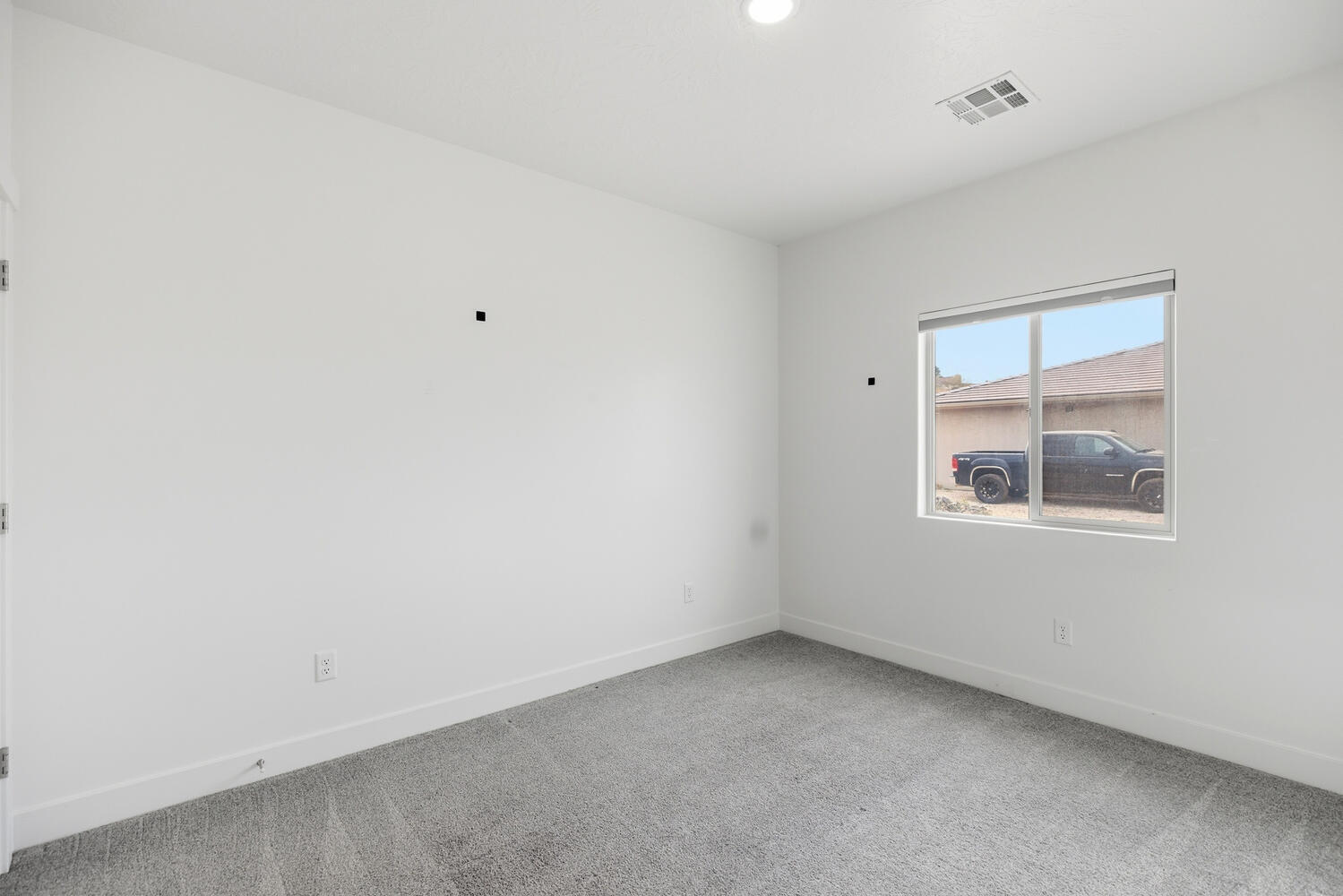 DESERT COVE - Residential