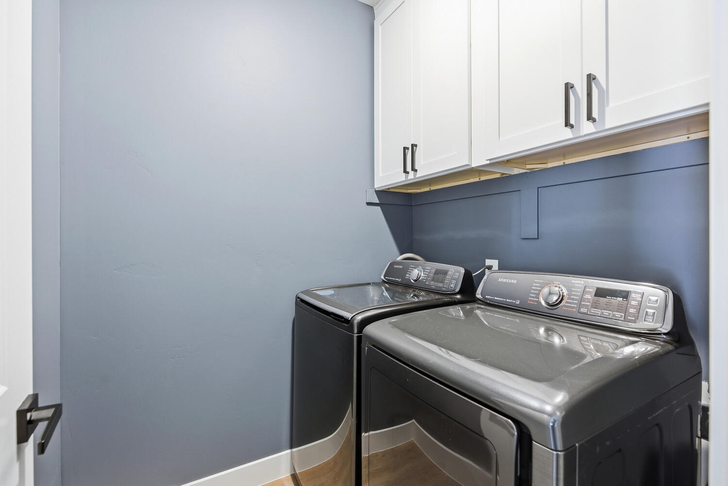 DESERT COVE - Residential