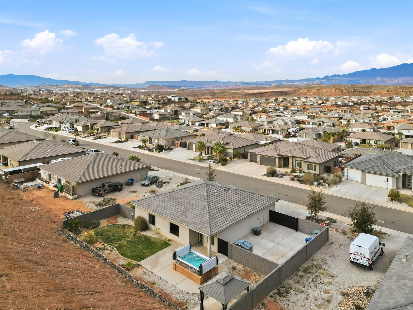 DESERT COVE - Residential