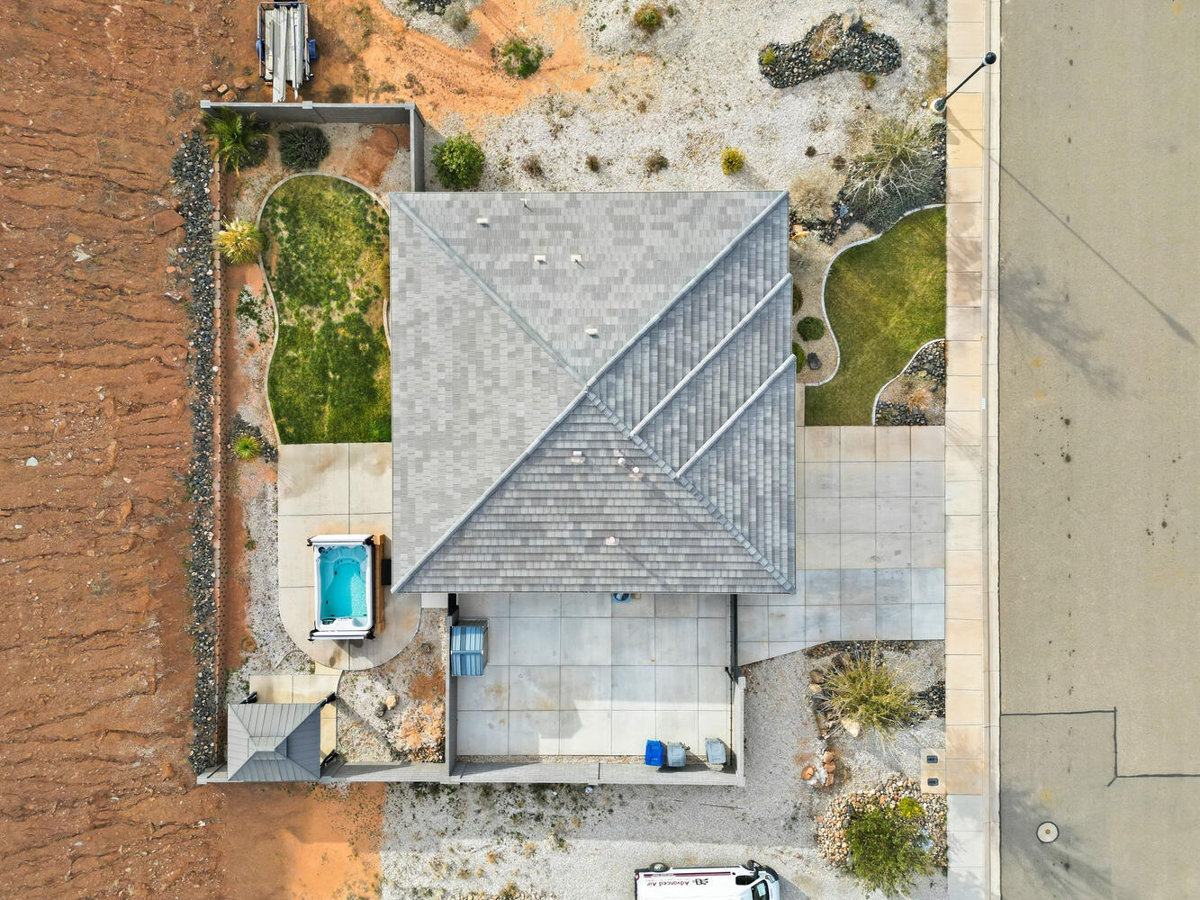 DESERT COVE - Residential