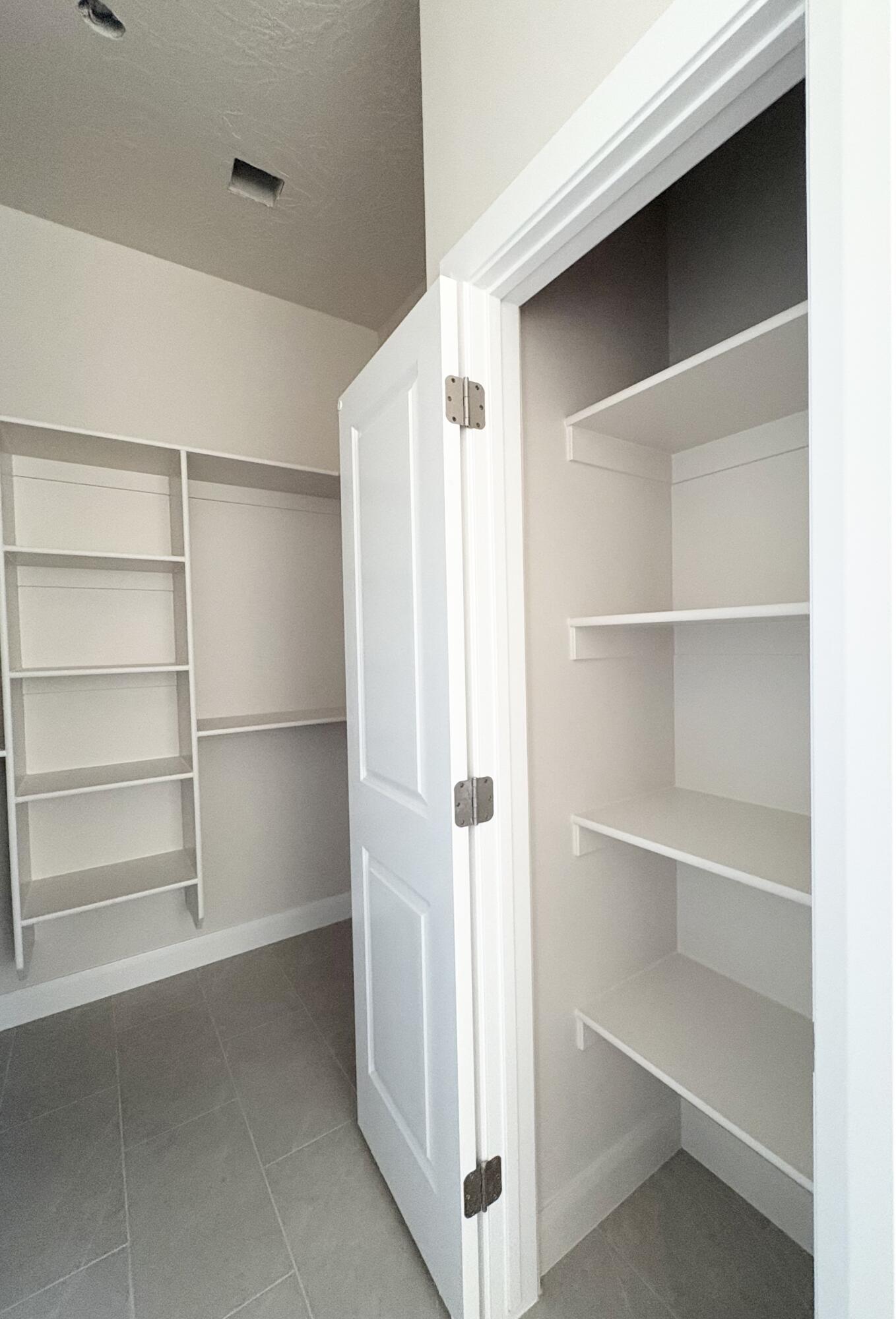 RIVERBEND AT SUNRISE VALLEY - Residential