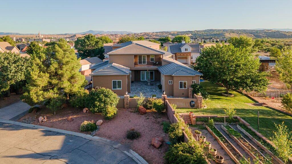 PINE VIEW ESTATES - Residential