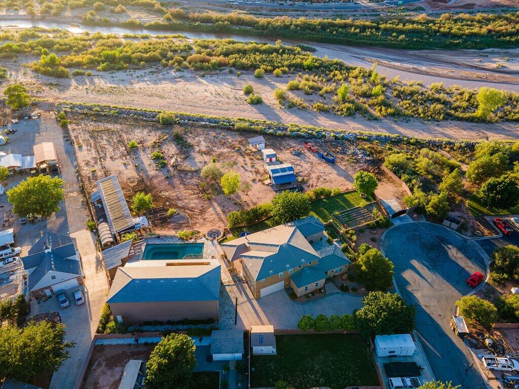 PINE VIEW ESTATES - Residential