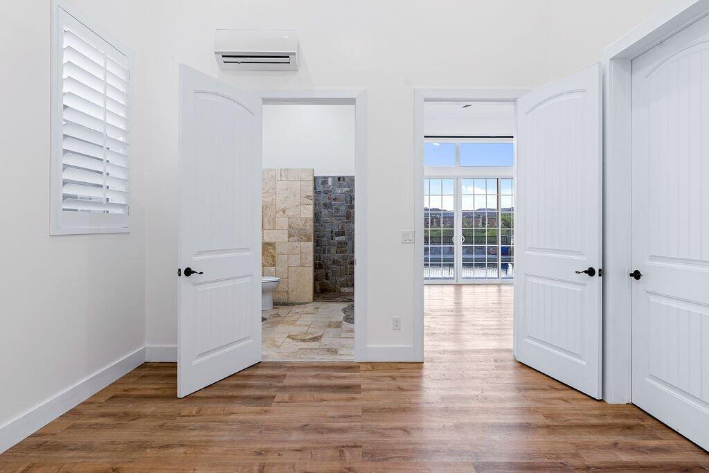 PINE VIEW ESTATES - Residential