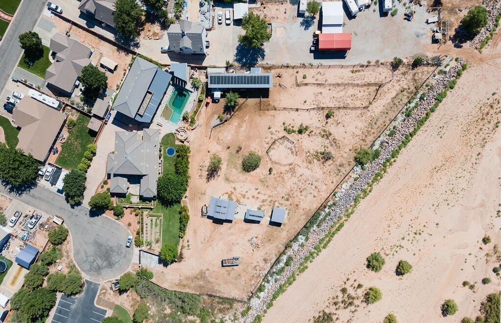 PINE VIEW ESTATES - Residential