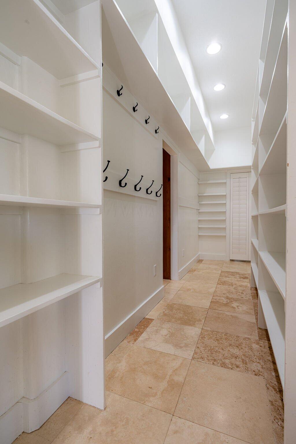 PINE VIEW ESTATES - Residential