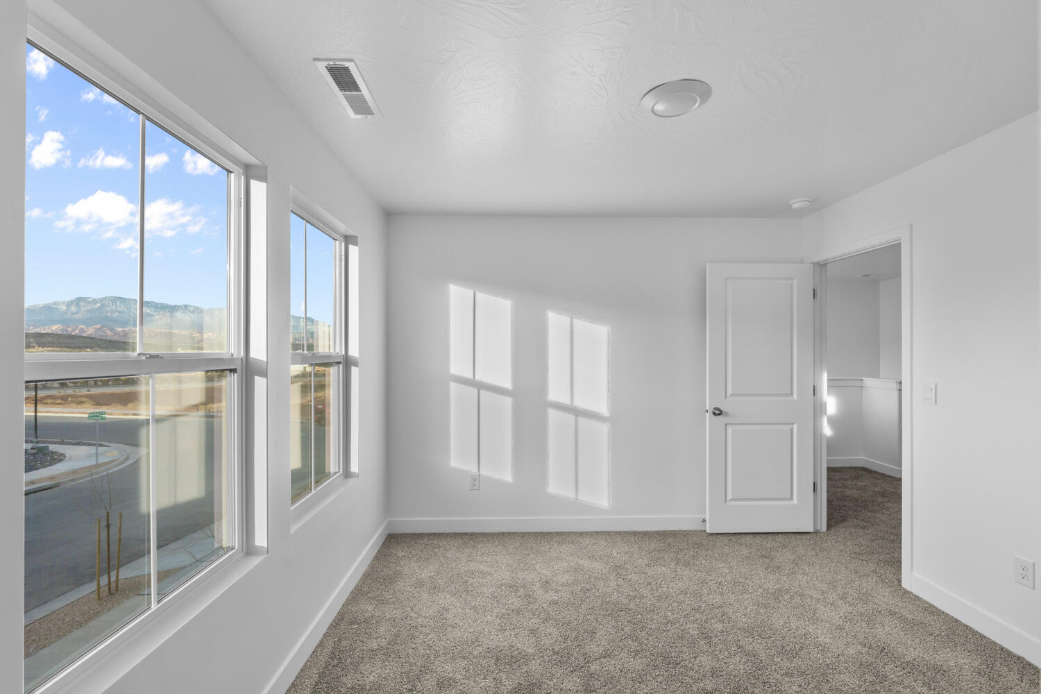 STANDING ROCK EAST AT LONG VALLEY - Residential