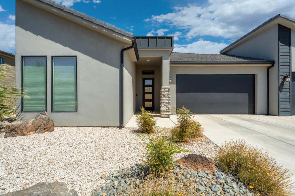 Photo of 1478 W 540 N, Hurricane, UT 84737 (MLS # 26-274752)