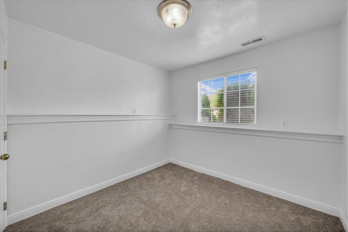 GREEN ACRES - Residential