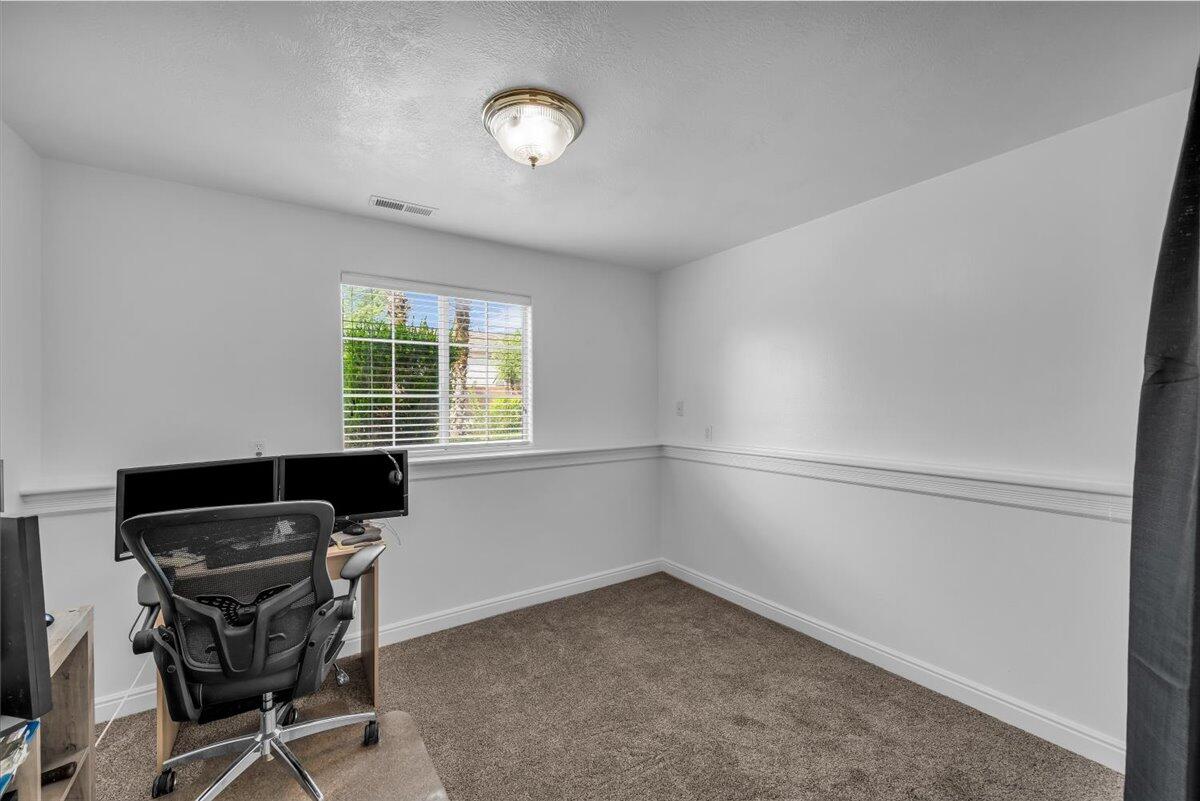 GREEN ACRES - Residential