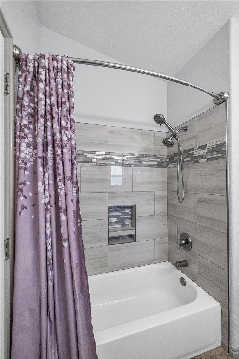 GREEN ACRES - Residential