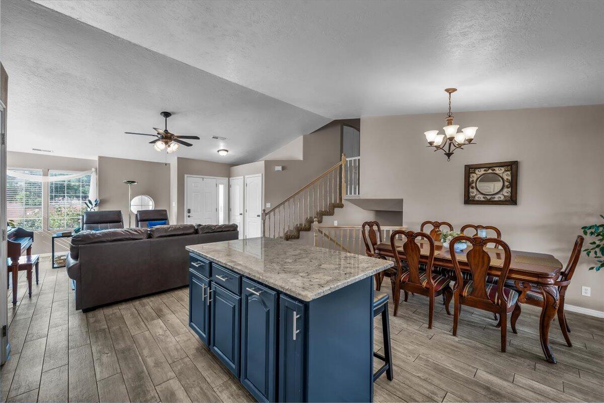 GREEN ACRES - Residential