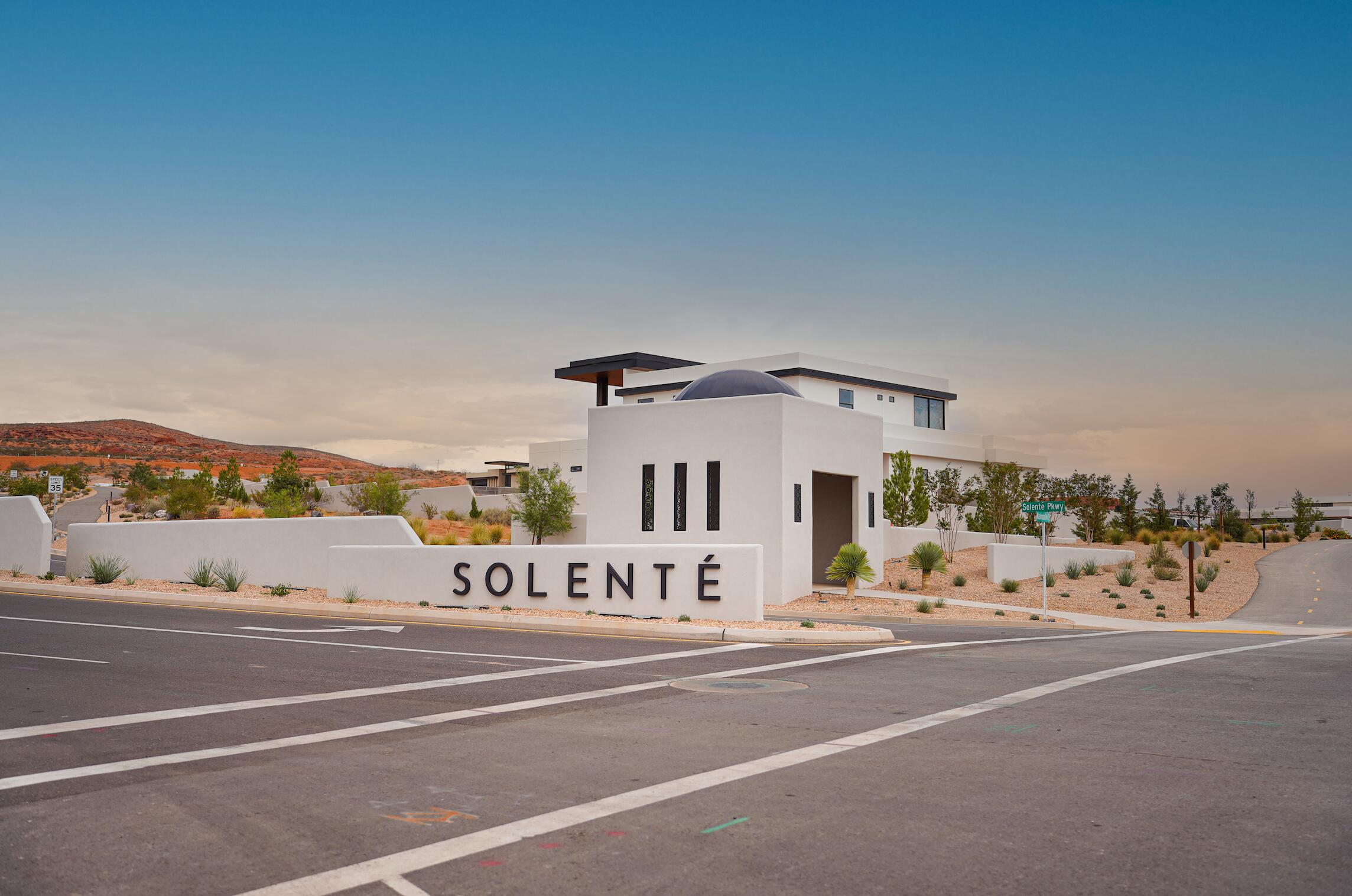 SOLENTE VILLAGE - Land