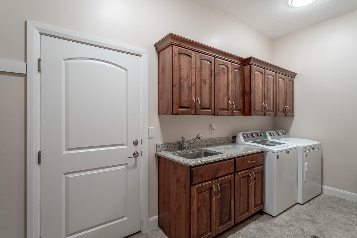 DAMMERON VALLEY HIGH GROUND - Residential