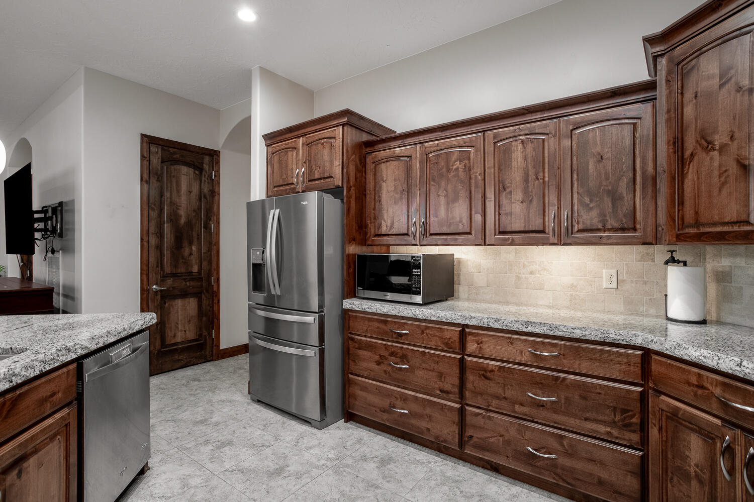 DAMMERON VALLEY HIGH GROUND - Residential