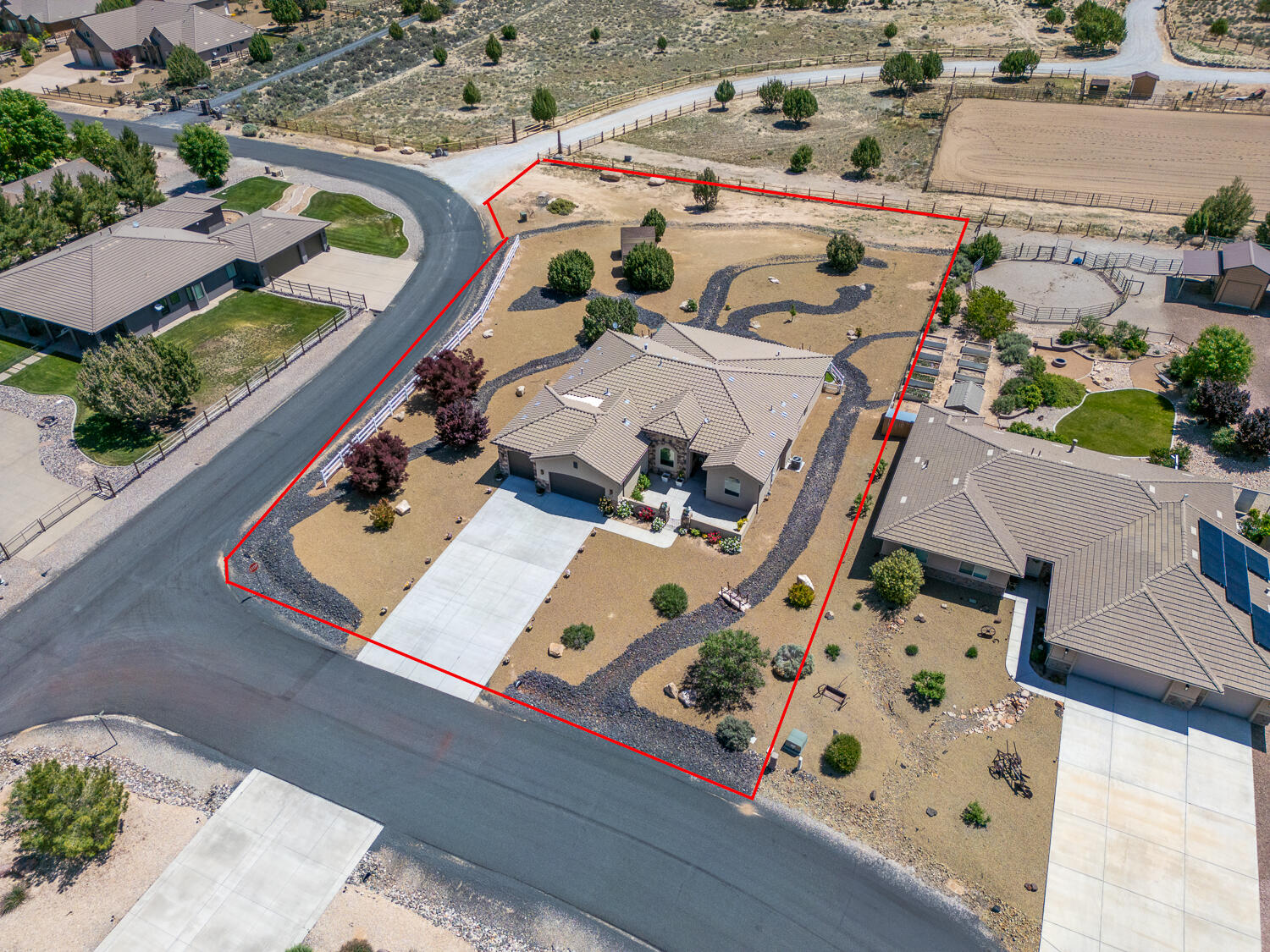 DAMMERON VALLEY HIGH GROUND - Residential