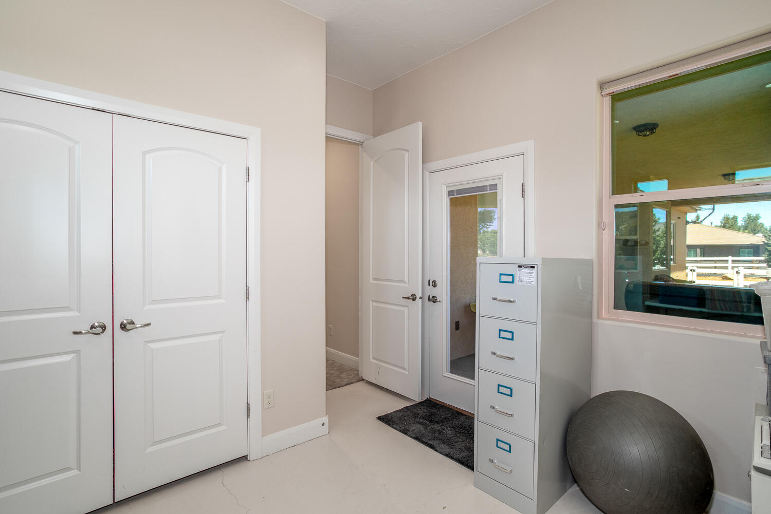 DAMMERON VALLEY HIGH GROUND - Residential