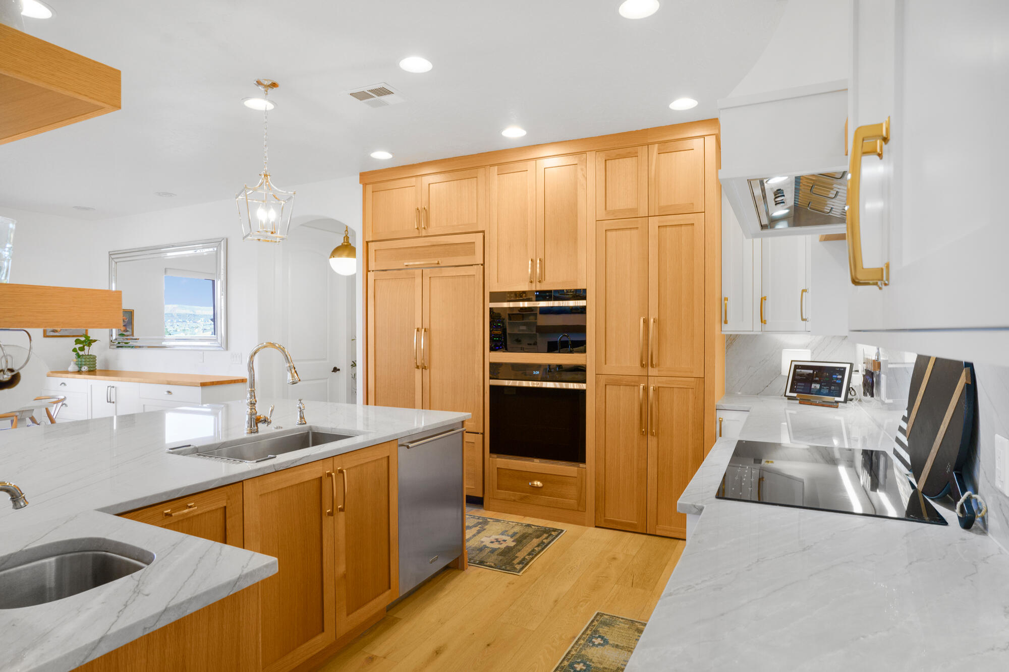 KNOLLS AT LITTLE VALLEY - Residential