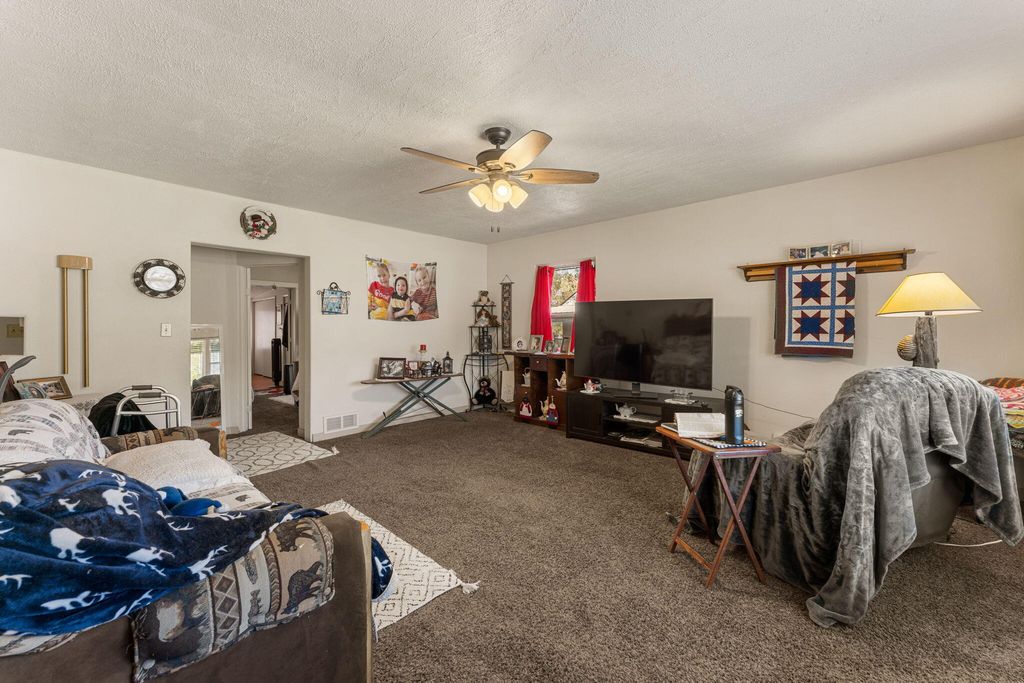 Photo of 373 N 400 W, Cedar City, UT 84721 (MLS # 26-271619)