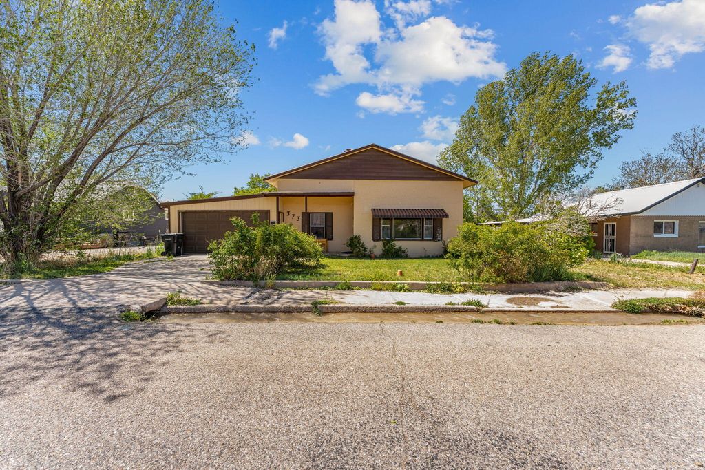Photo of 373 N 400 W, Cedar City, UT 84721 (MLS # 26-271619)
