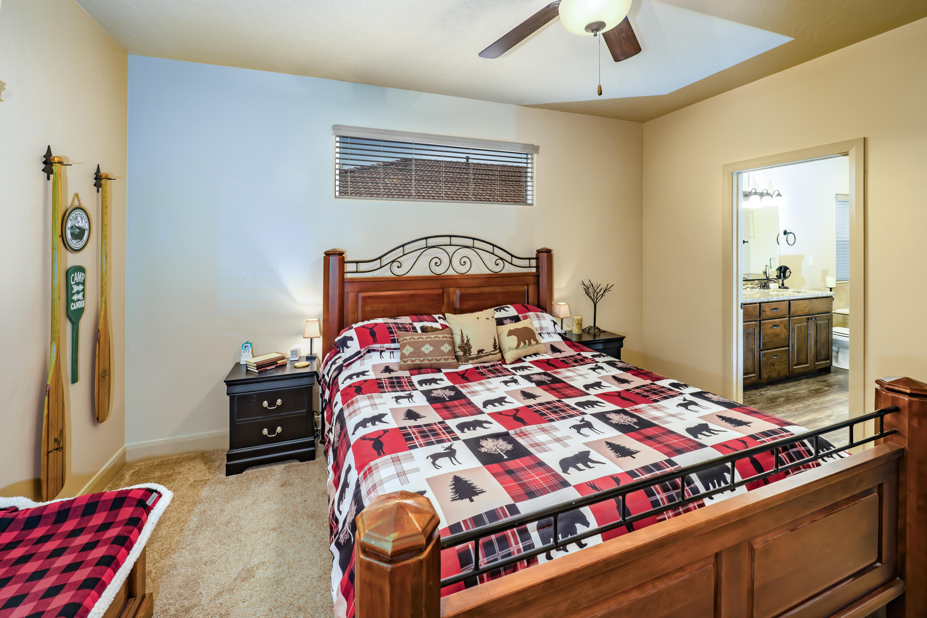 SHADOW CANYON - Residential