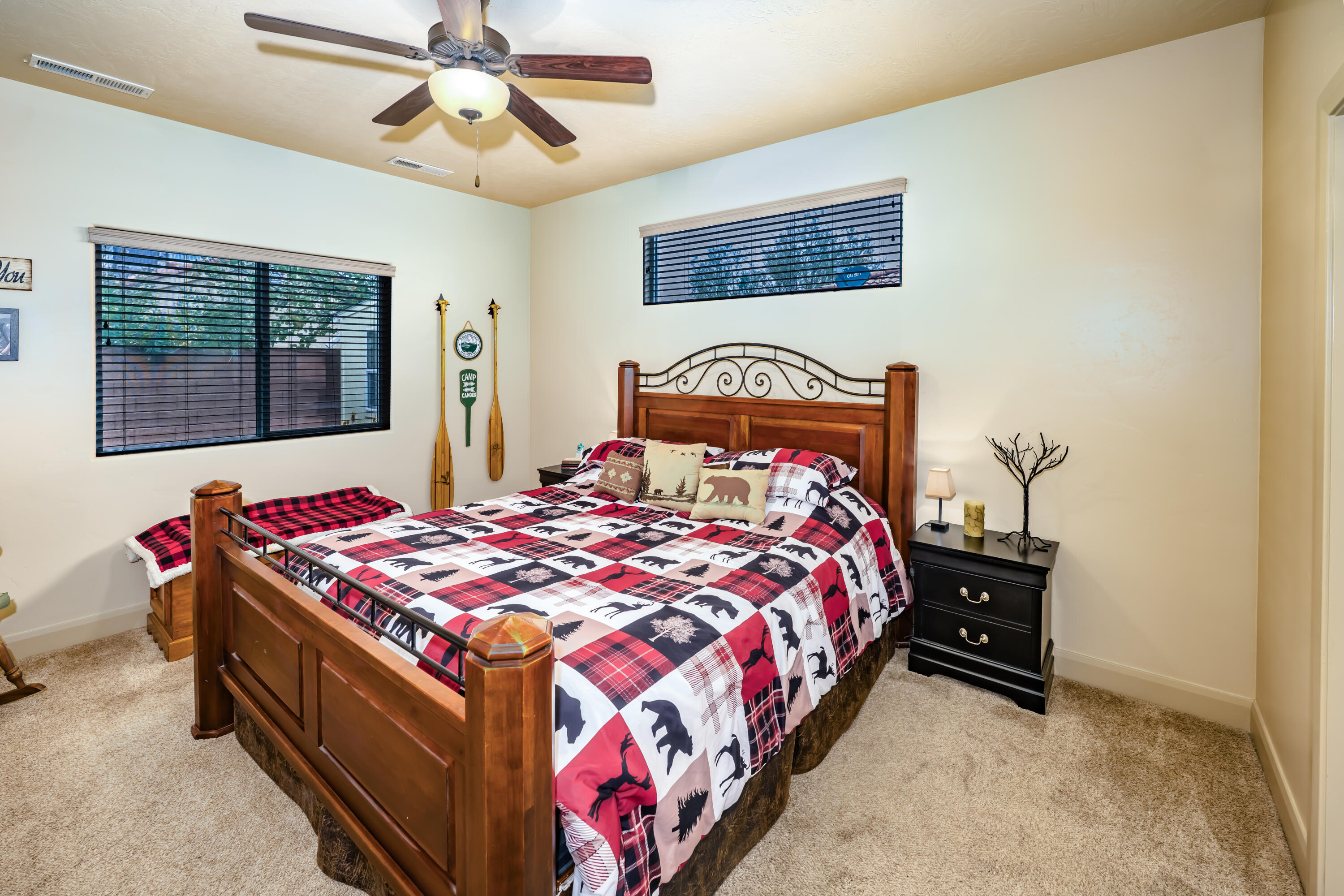 SHADOW CANYON - Residential