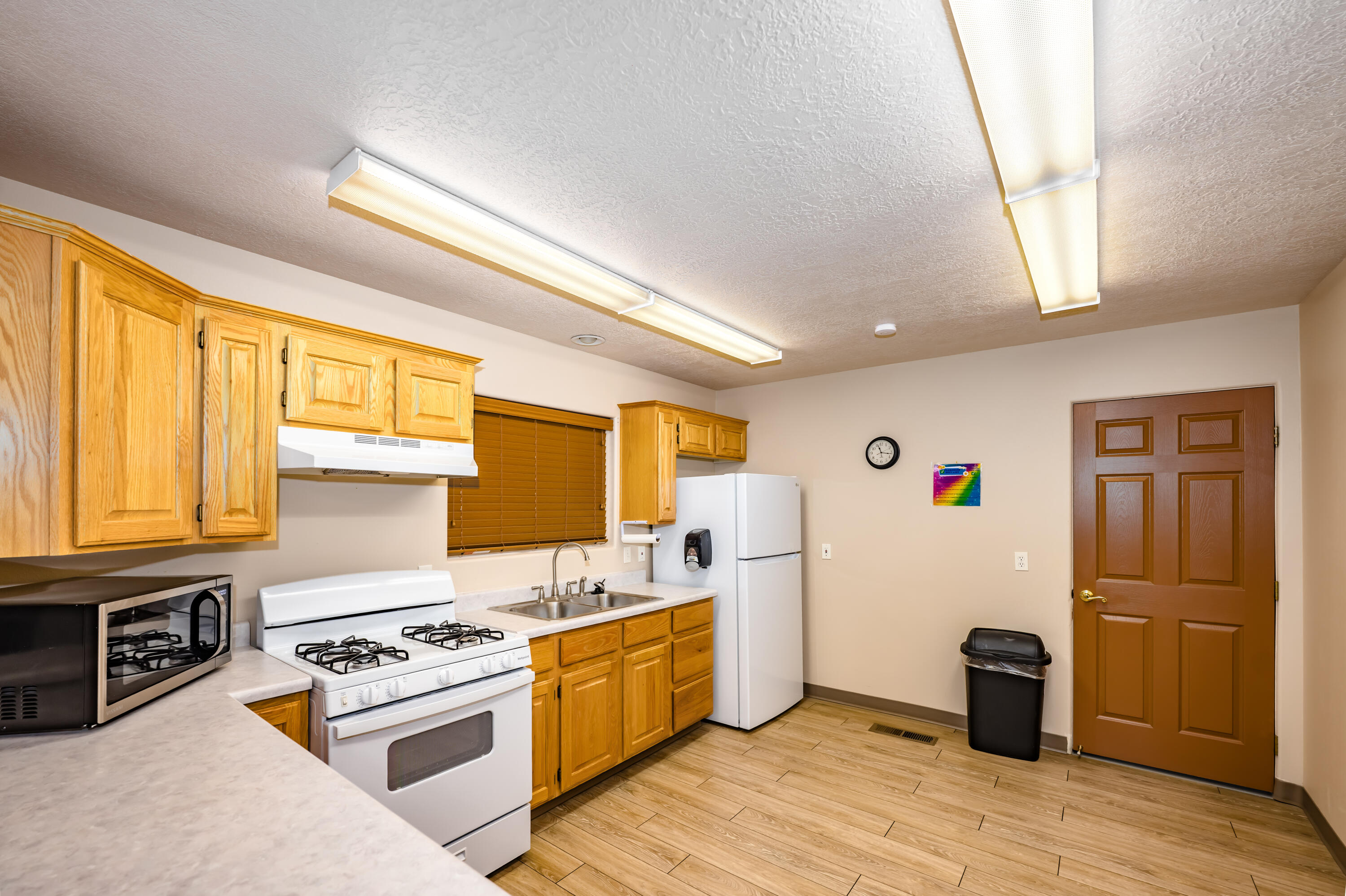 SHADOW CANYON - Residential