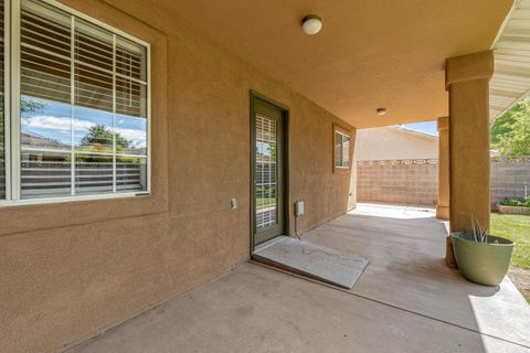 Tiny photo for 970 S 660 E, Saint George, UT 84790 (MLS # 26-271369)
