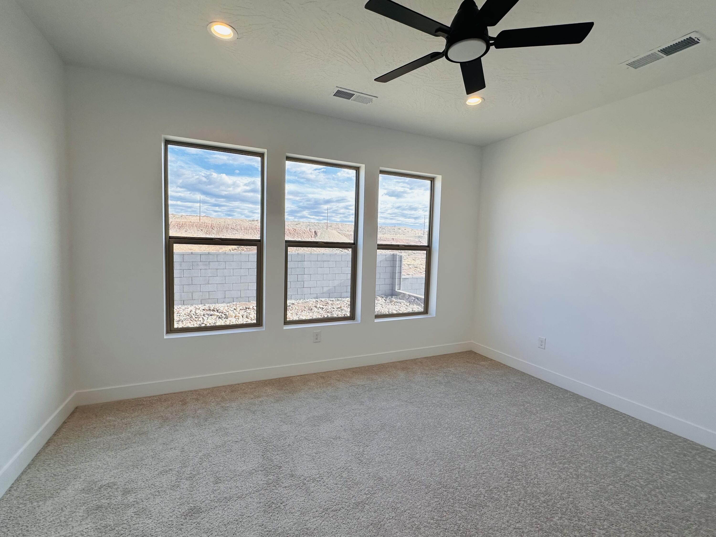 ROSALIA RIDGE AT DIVARIO - Residential